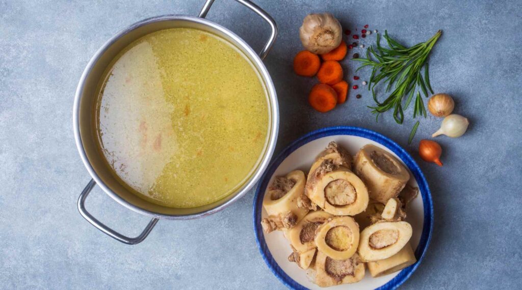 BLOG TU ALIMENTO ESENCIAL-Caldos de huesos ricos en colágeno y minerales